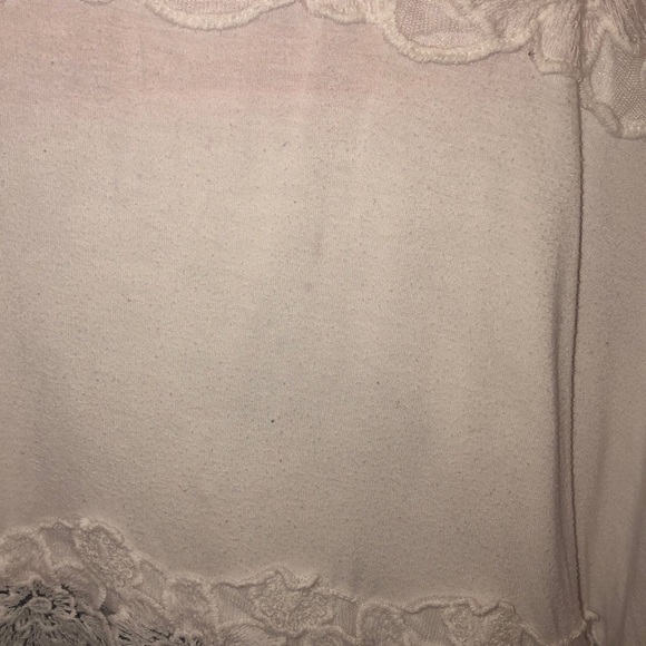 Boutique top!😋😋 - Picture 2 of 7